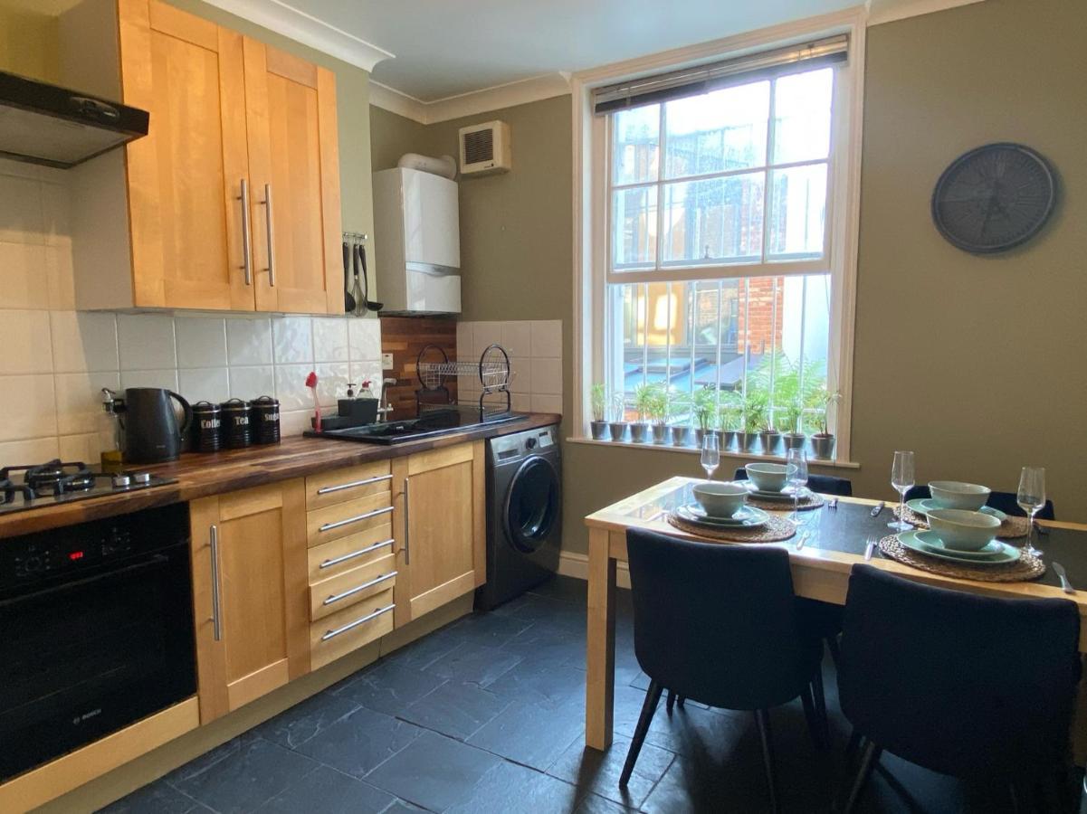 Spacious 2-Bed Flat With Garden, 3 Minutes Walk From Oval Tube Station London Eksteriør bilde